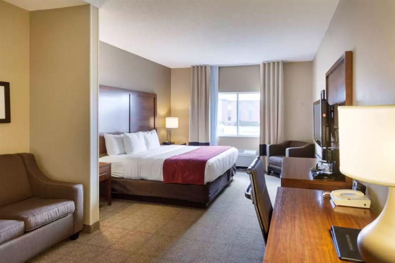 Comfort Suites University Линкольн Экстерьер фото