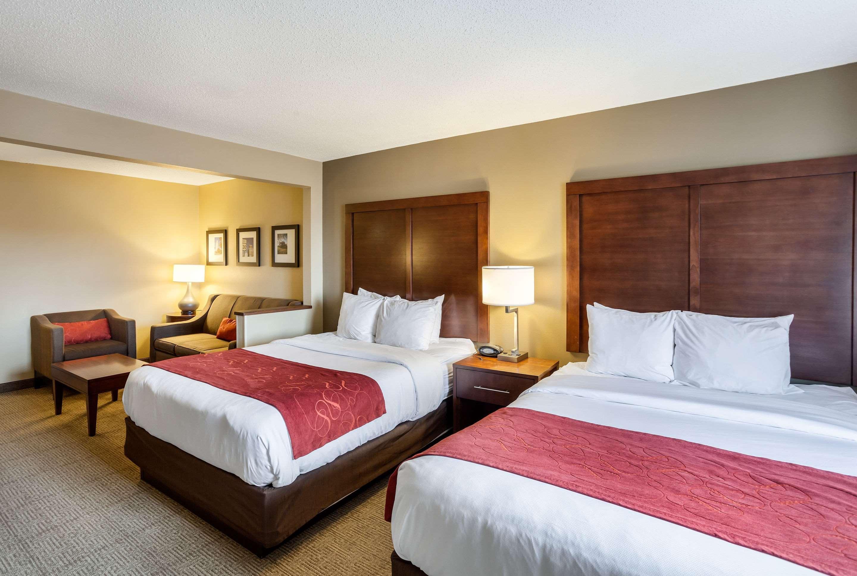 Comfort Suites University Линкольн Экстерьер фото