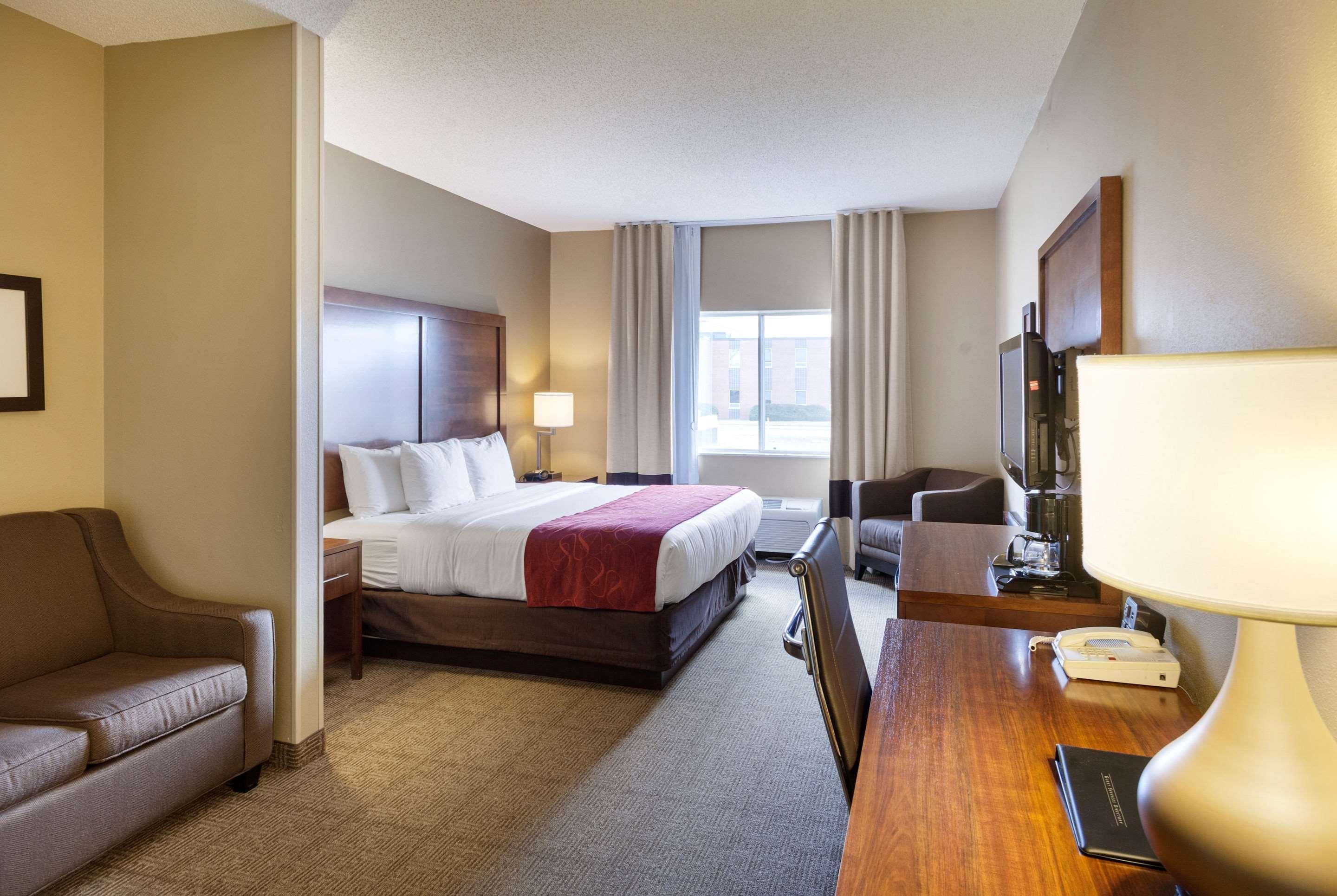 Comfort Suites University Линкольн Экстерьер фото