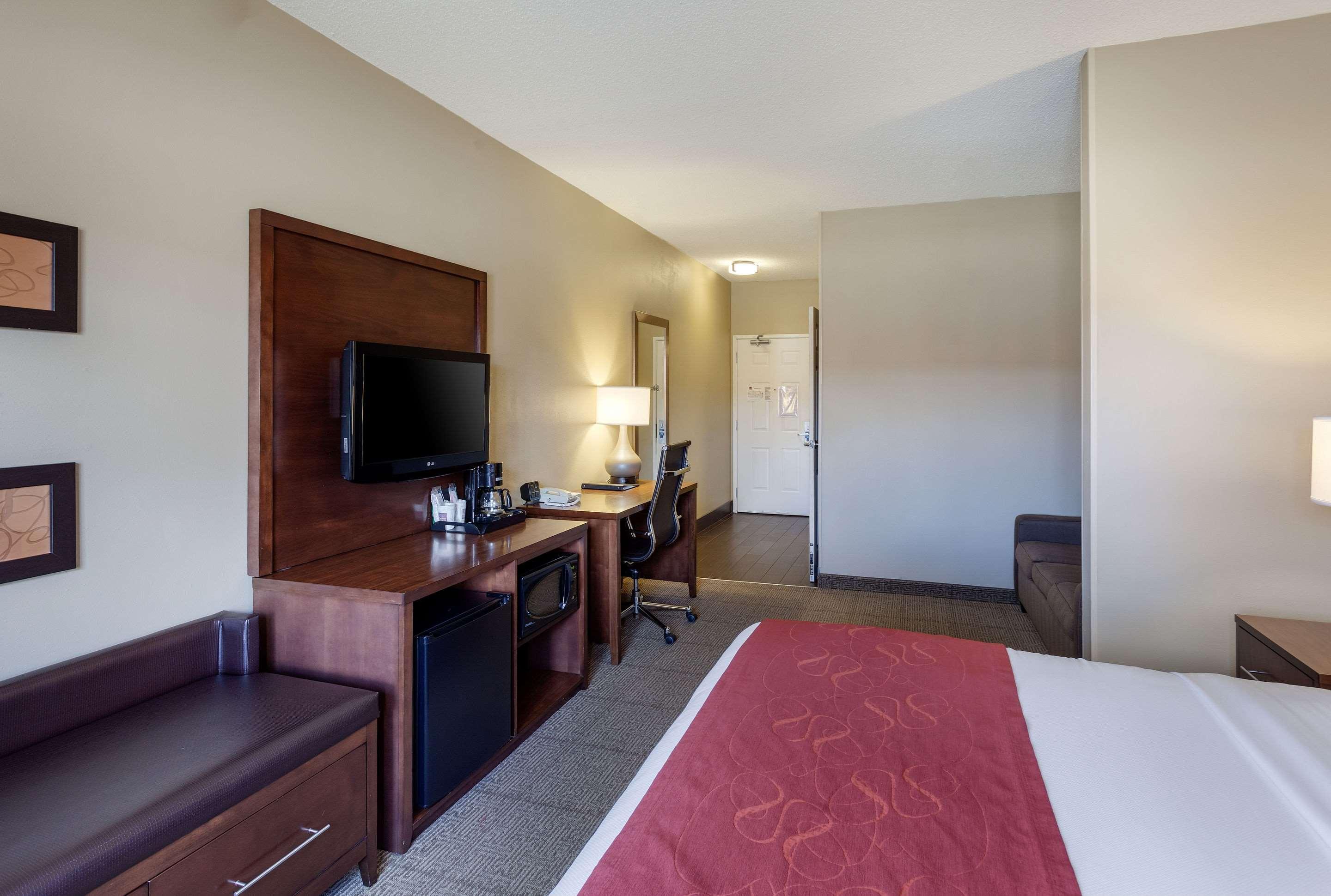 Comfort Suites University Линкольн Экстерьер фото