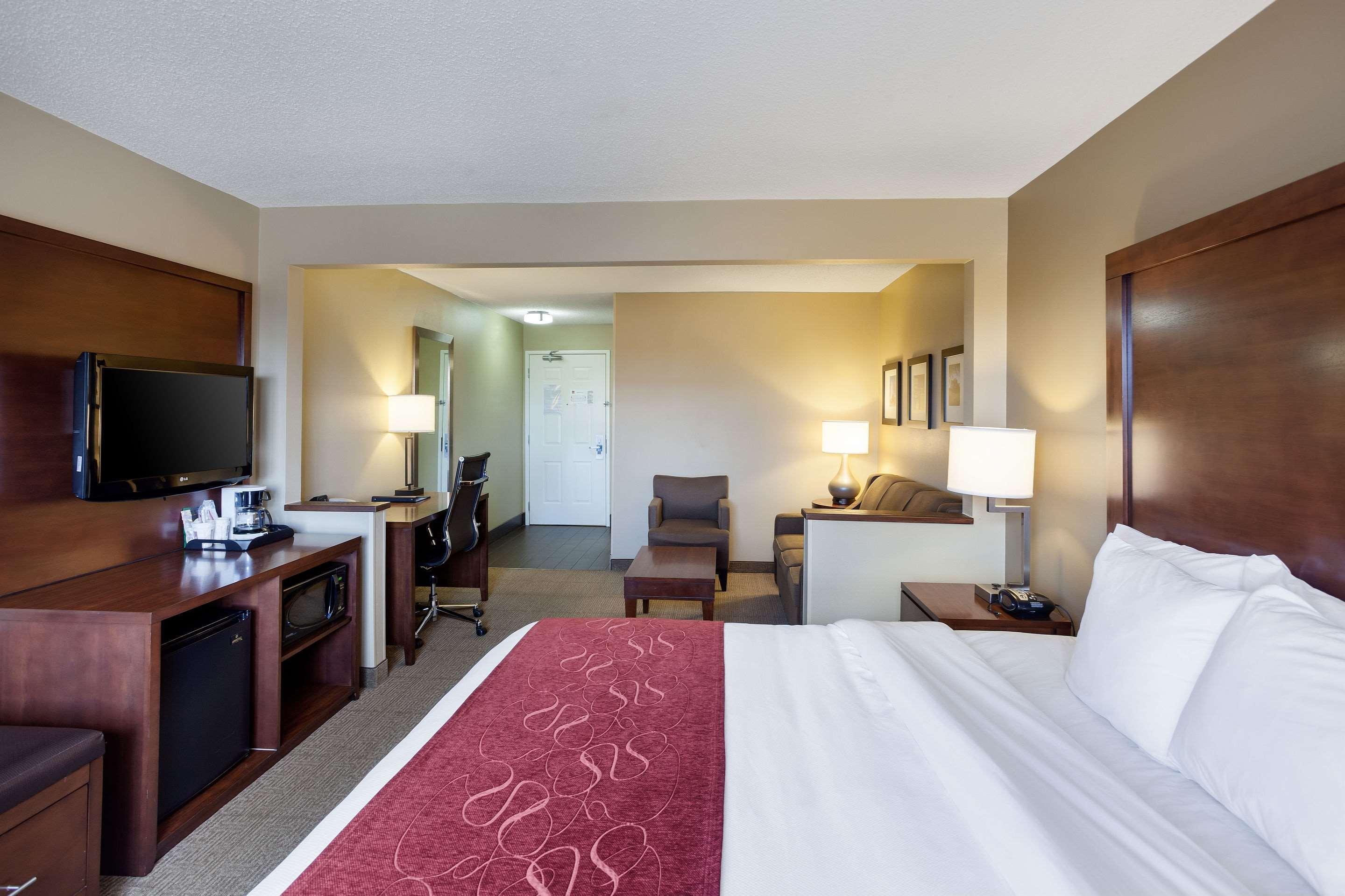 Comfort Suites University Линкольн Экстерьер фото