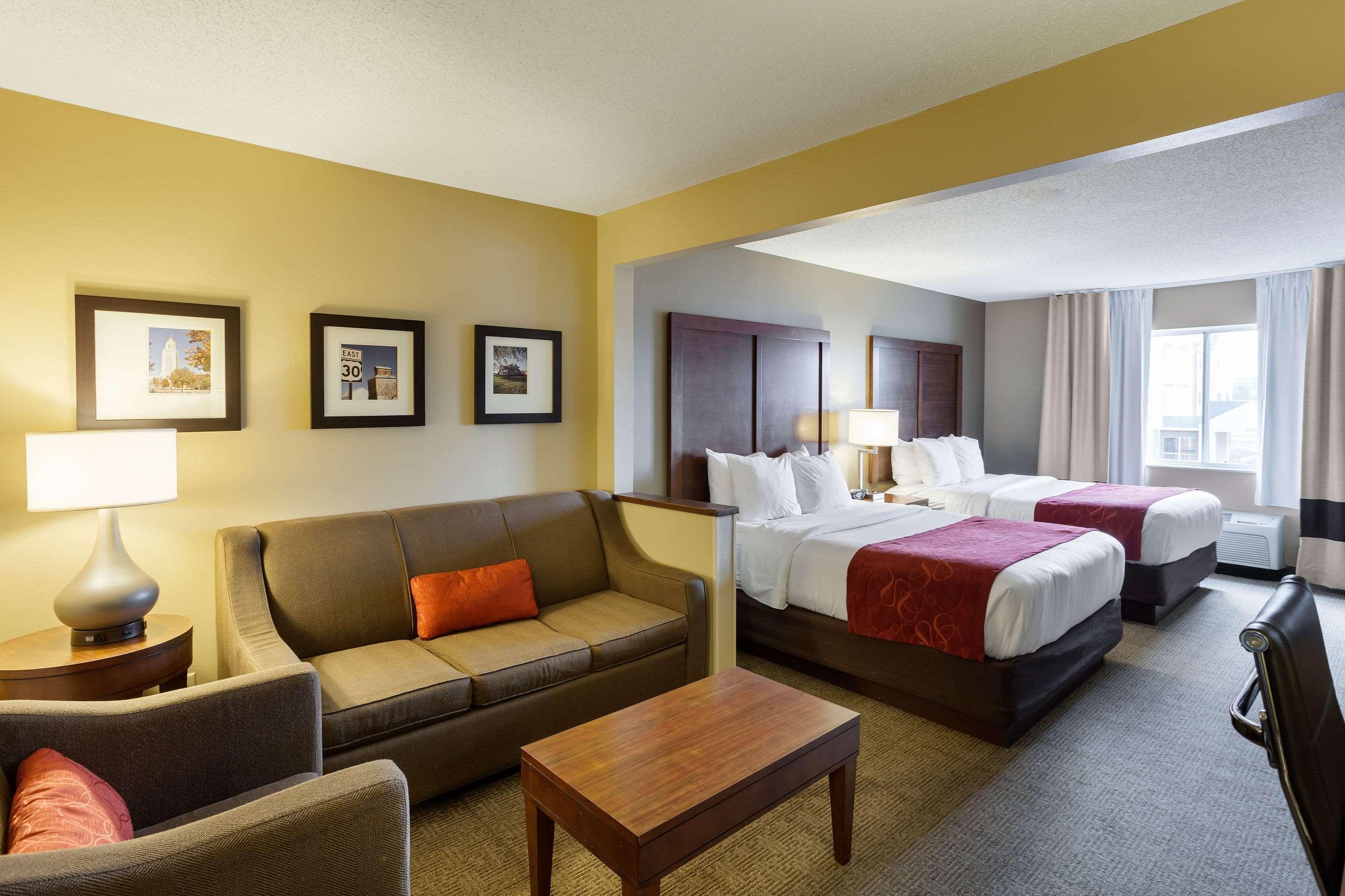 Comfort Suites University Линкольн Экстерьер фото