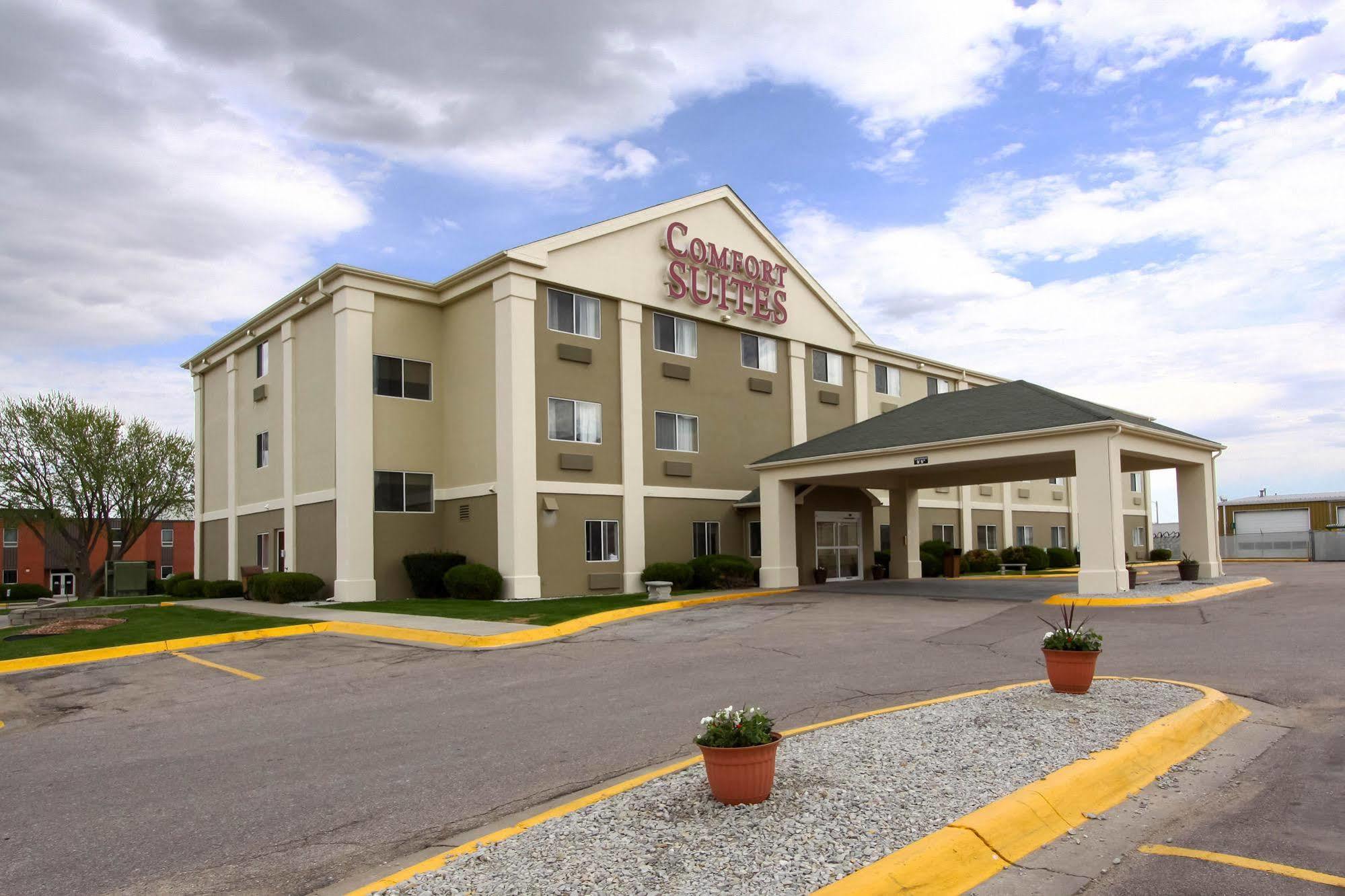 Comfort Suites University Линкольн Экстерьер фото