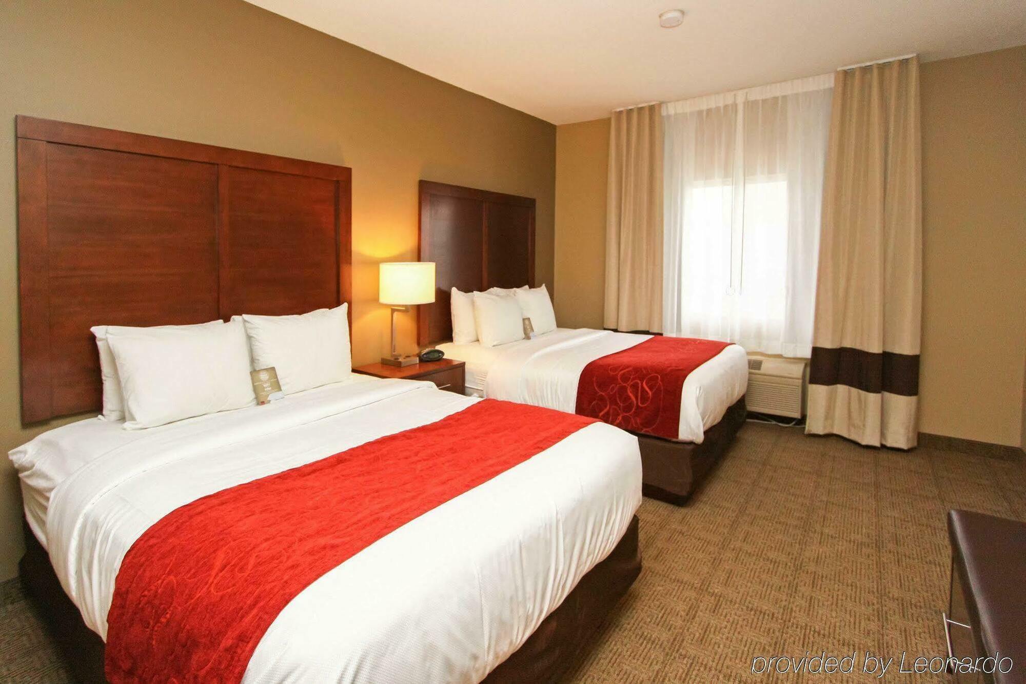 Comfort Suites University Линкольн Экстерьер фото