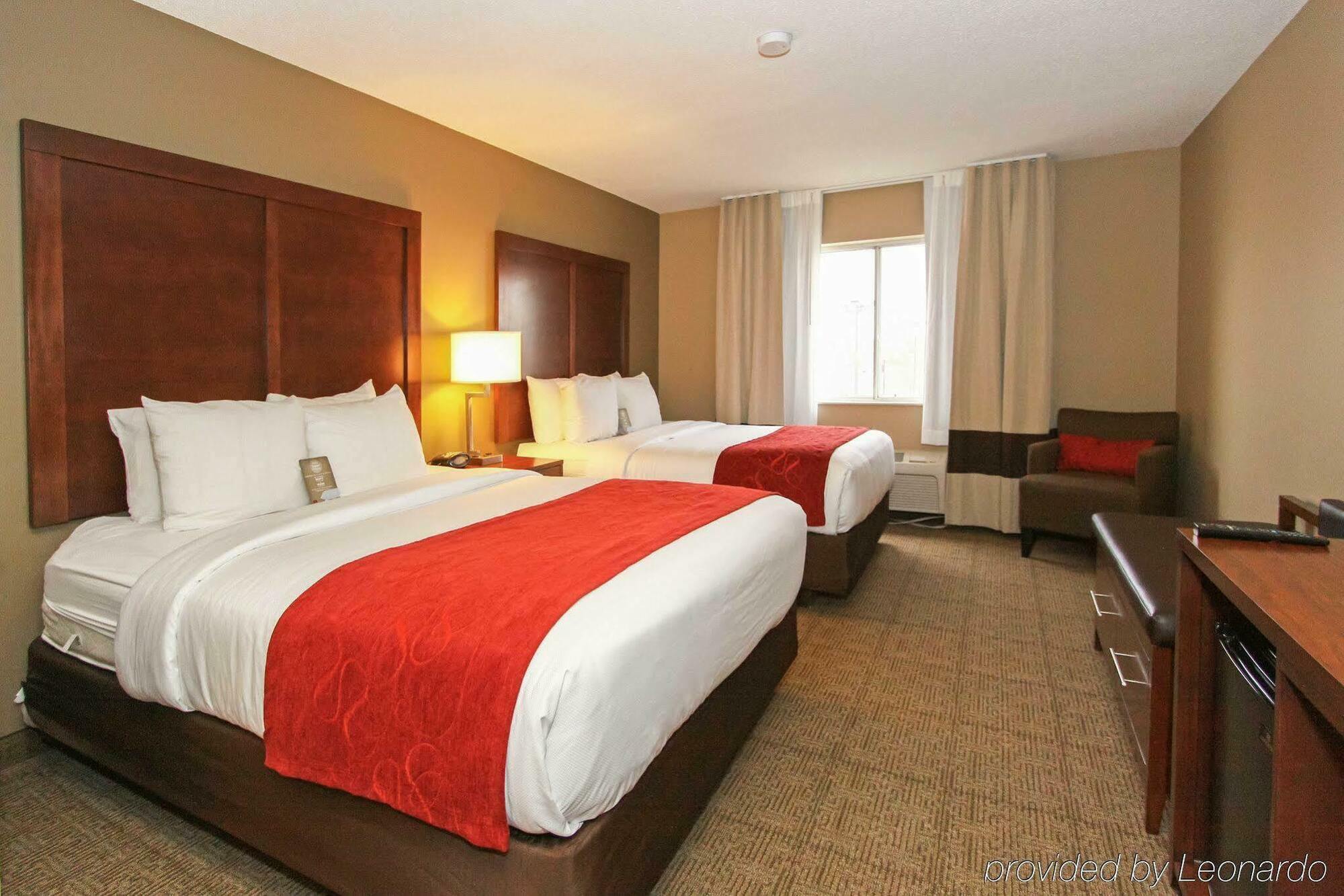Comfort Suites University Линкольн Экстерьер фото