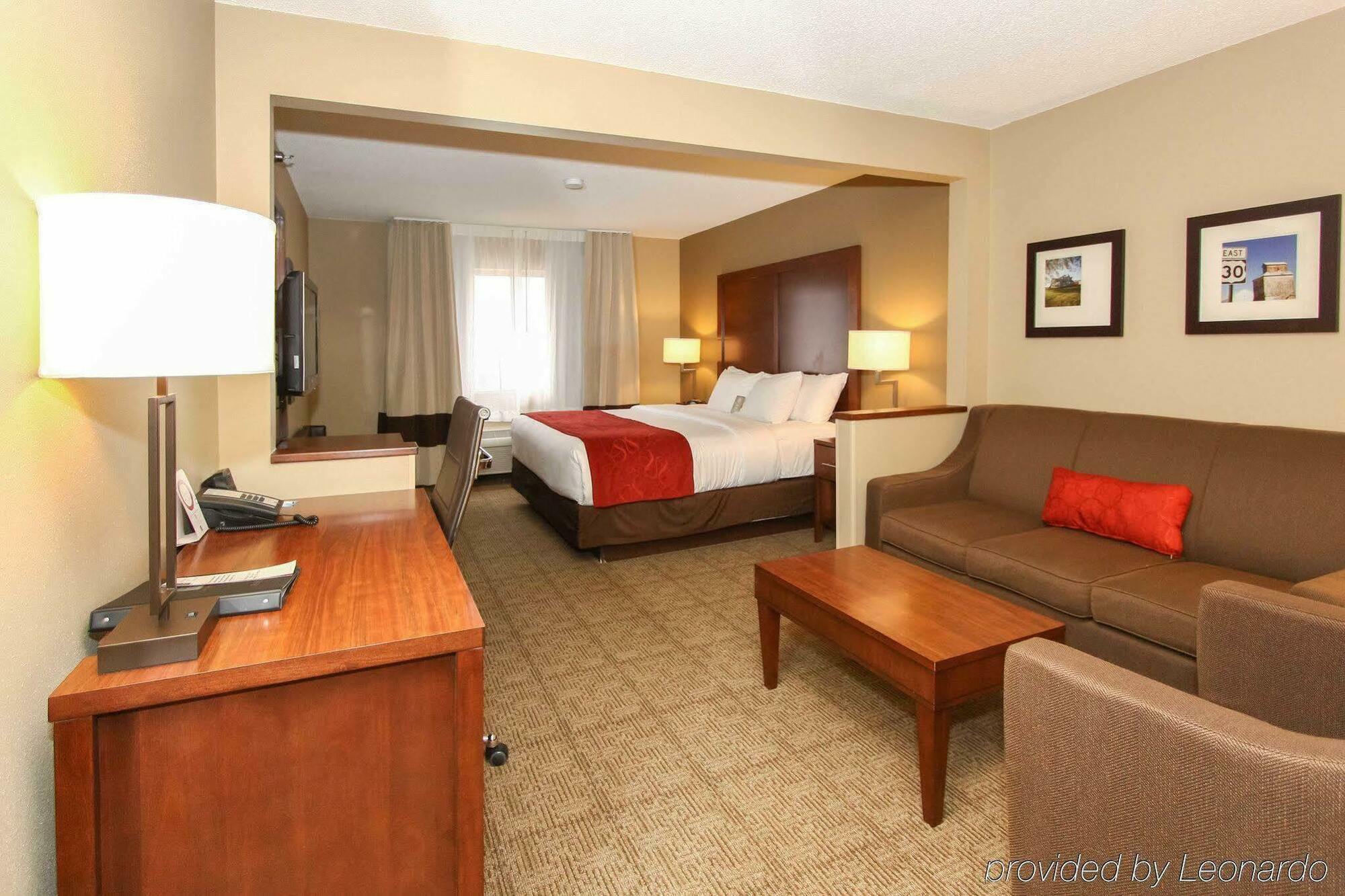Comfort Suites University Линкольн Экстерьер фото